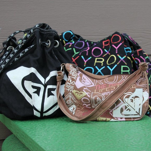 3 Roxy totes